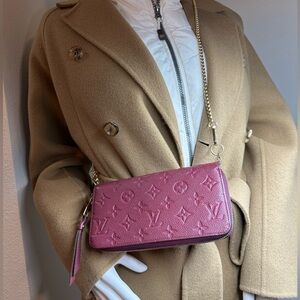 Authentic Louis Vuitton  Empreinte Zippy Wallet in Aurore WOC. COA included